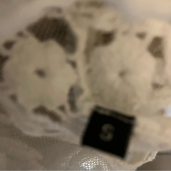 Crochet Lace Bohemian Cover Up - Picture 2 of 6